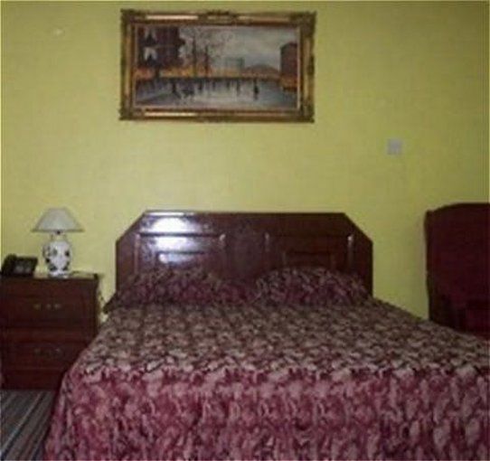 Regency Suites Hotel Georgetown Bilik gambar