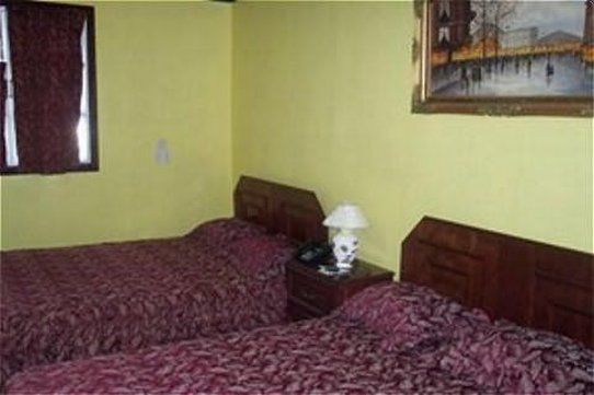 Regency Suites Hotel Georgetown Bilik gambar